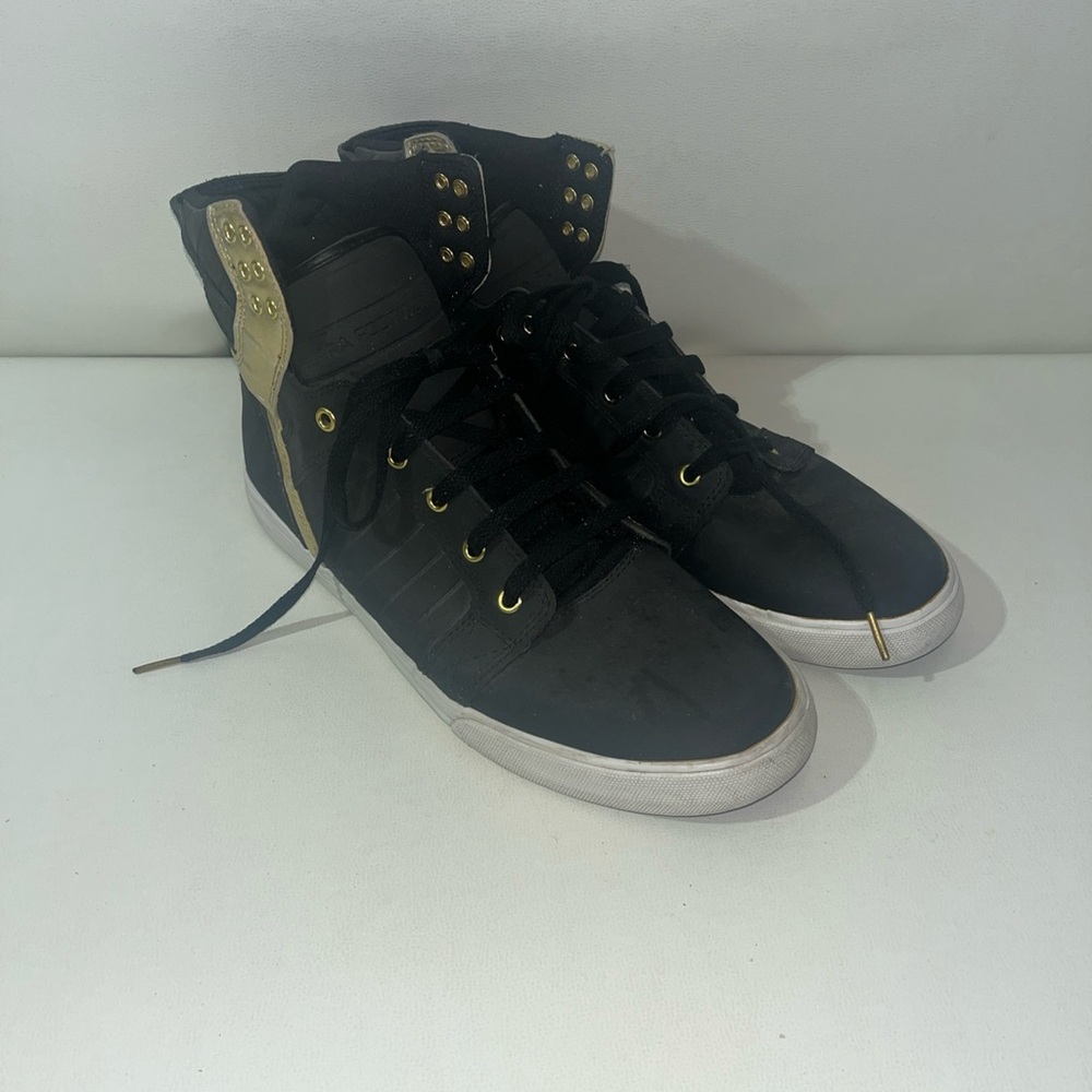 Supra Skytop Men's Black and Gold Sneakers